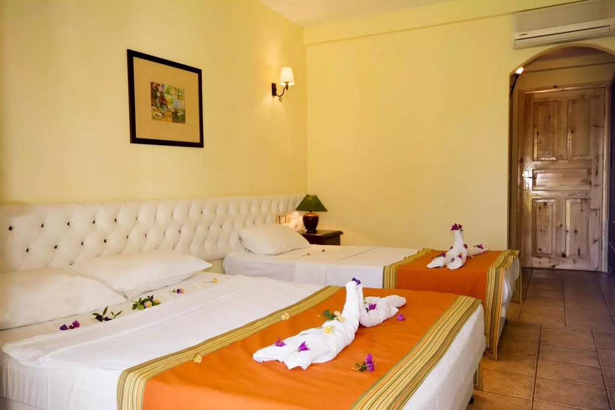 tianabeach_shabaviz (18).jpg